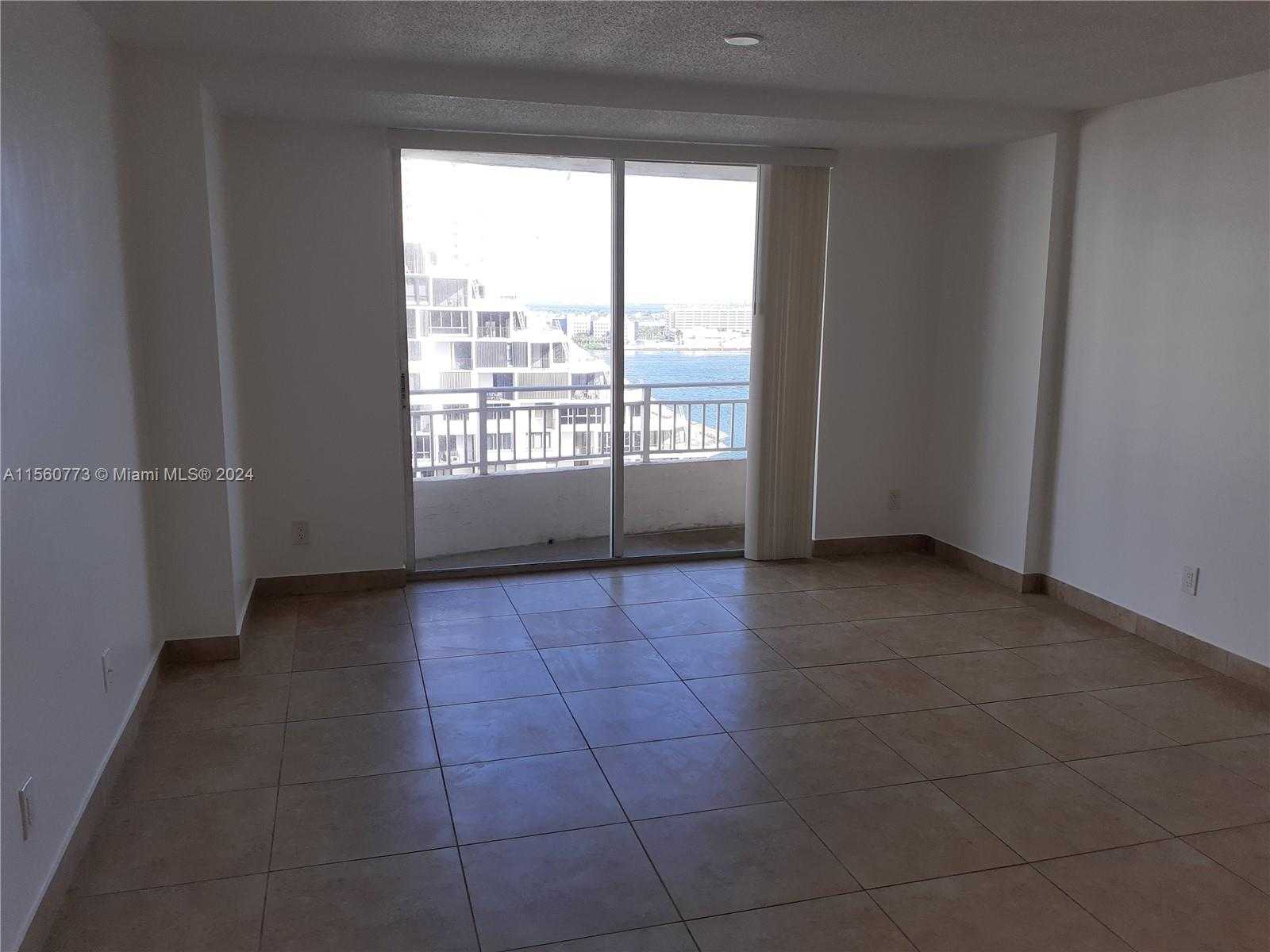 Small Image of 770 CLAUGHTON ISLAND DR #2007, Miami Number 2