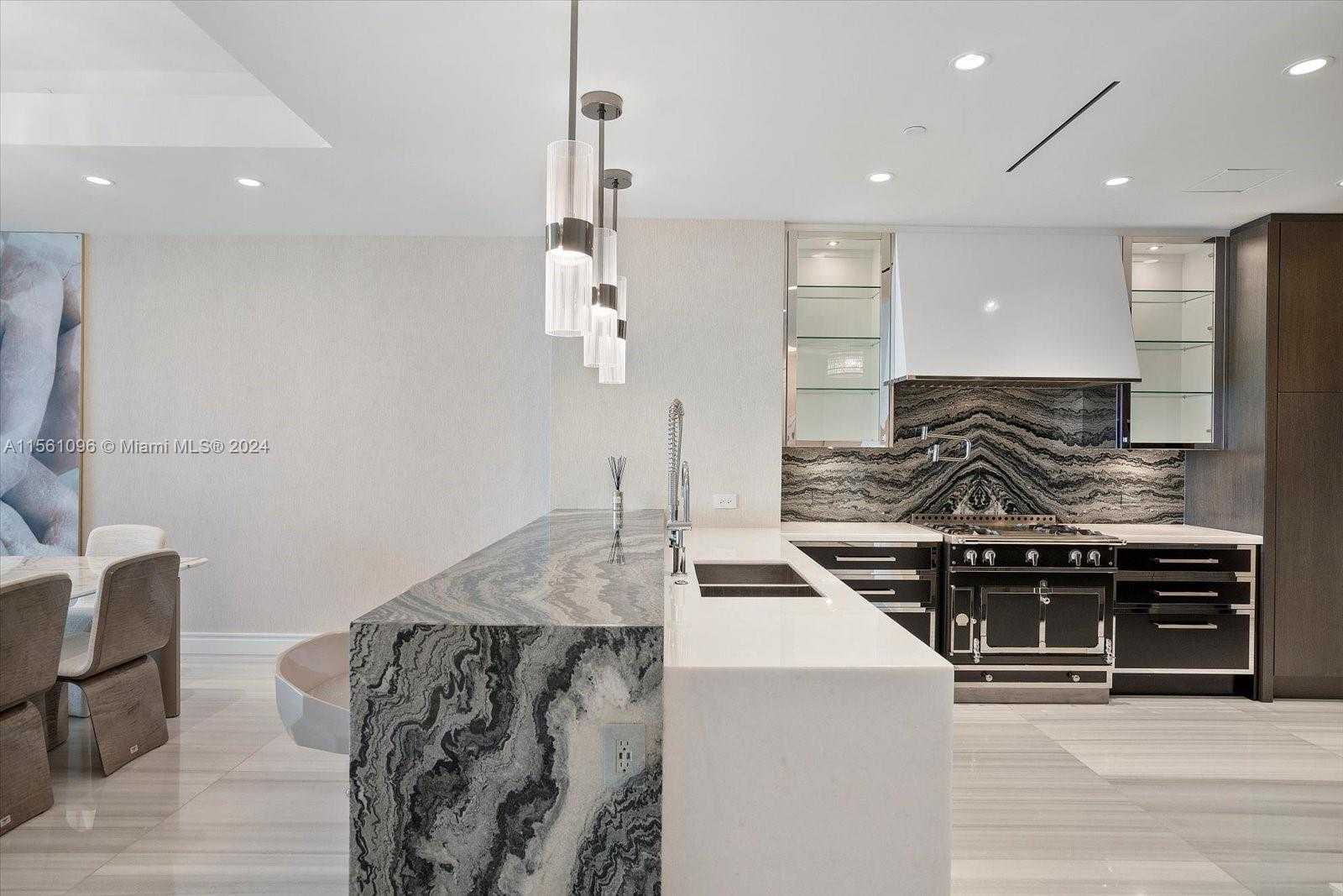 Small Image of 17901 COLLINS AVENUE #902, Sunny Isles Beach Number 3