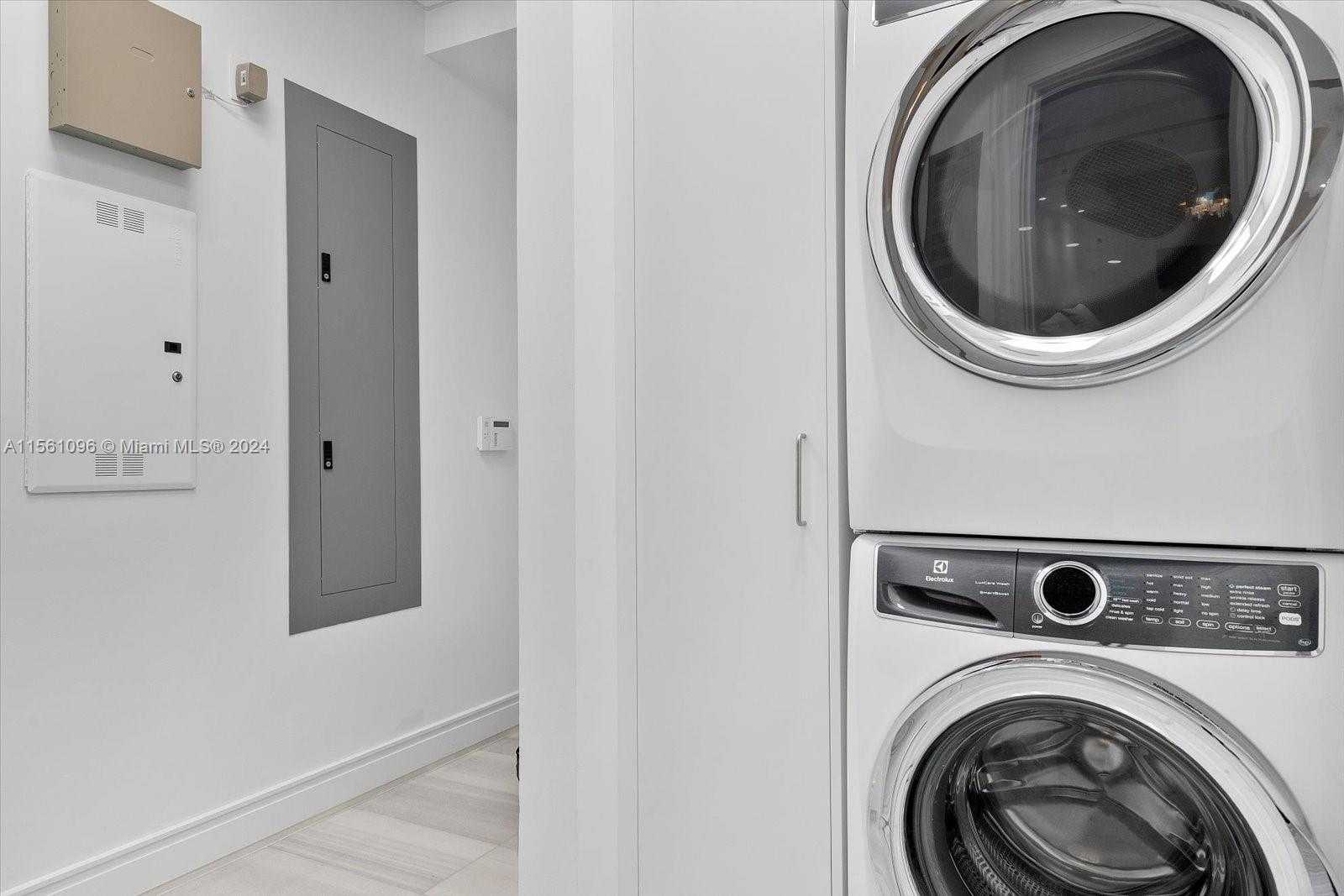 Small Image of 17901 COLLINS AVENUE #902, Sunny Isles Beach Number 34