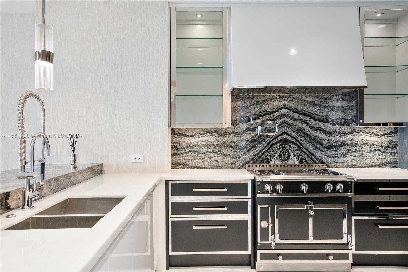 Small Image of 17901 COLLINS AVENUE #902, Sunny Isles Beach Number 5
