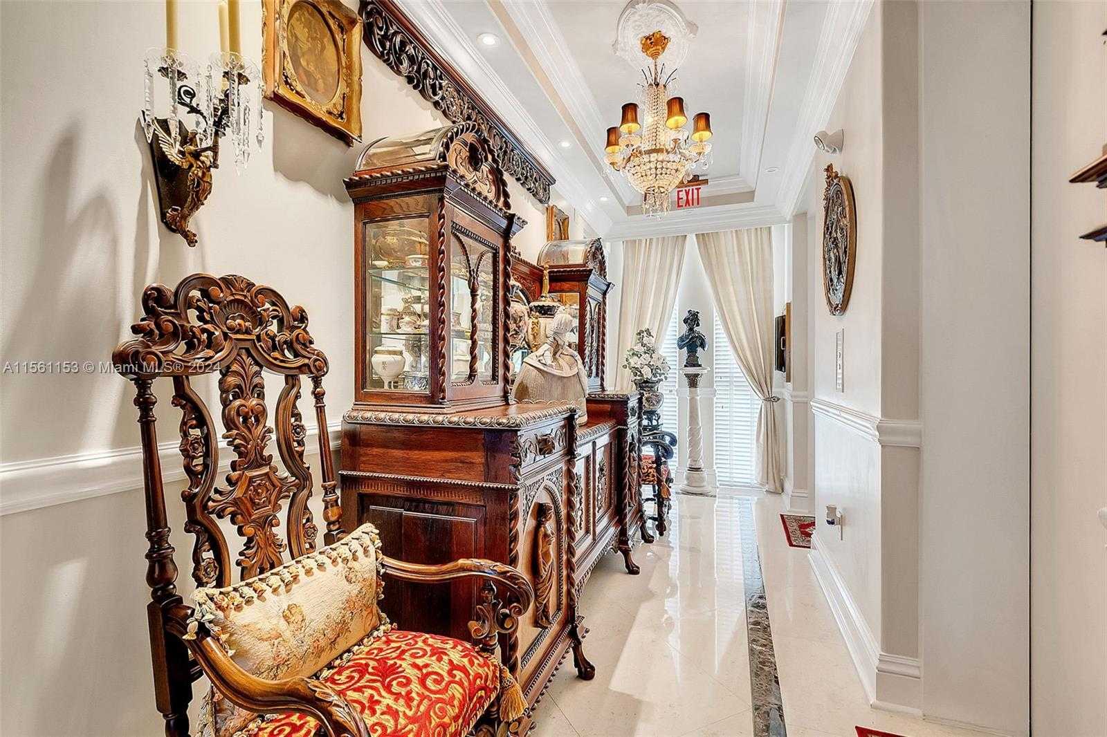 Small Image of 600 CORAL WAY #5, Coral Gables Number 3