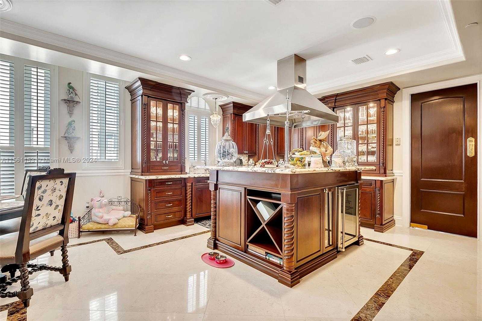 Small Image of 600 CORAL WAY #5, Coral Gables Number 8