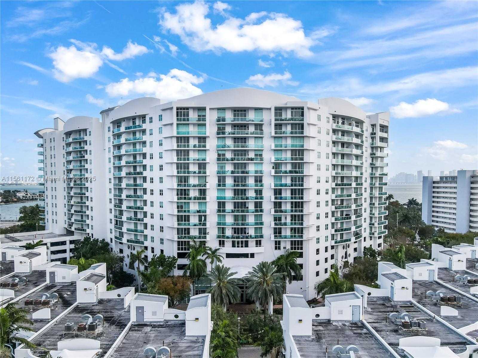 Small Image of 7900 HARBOR ISLAND DR #1001, North Bay Village Number 15