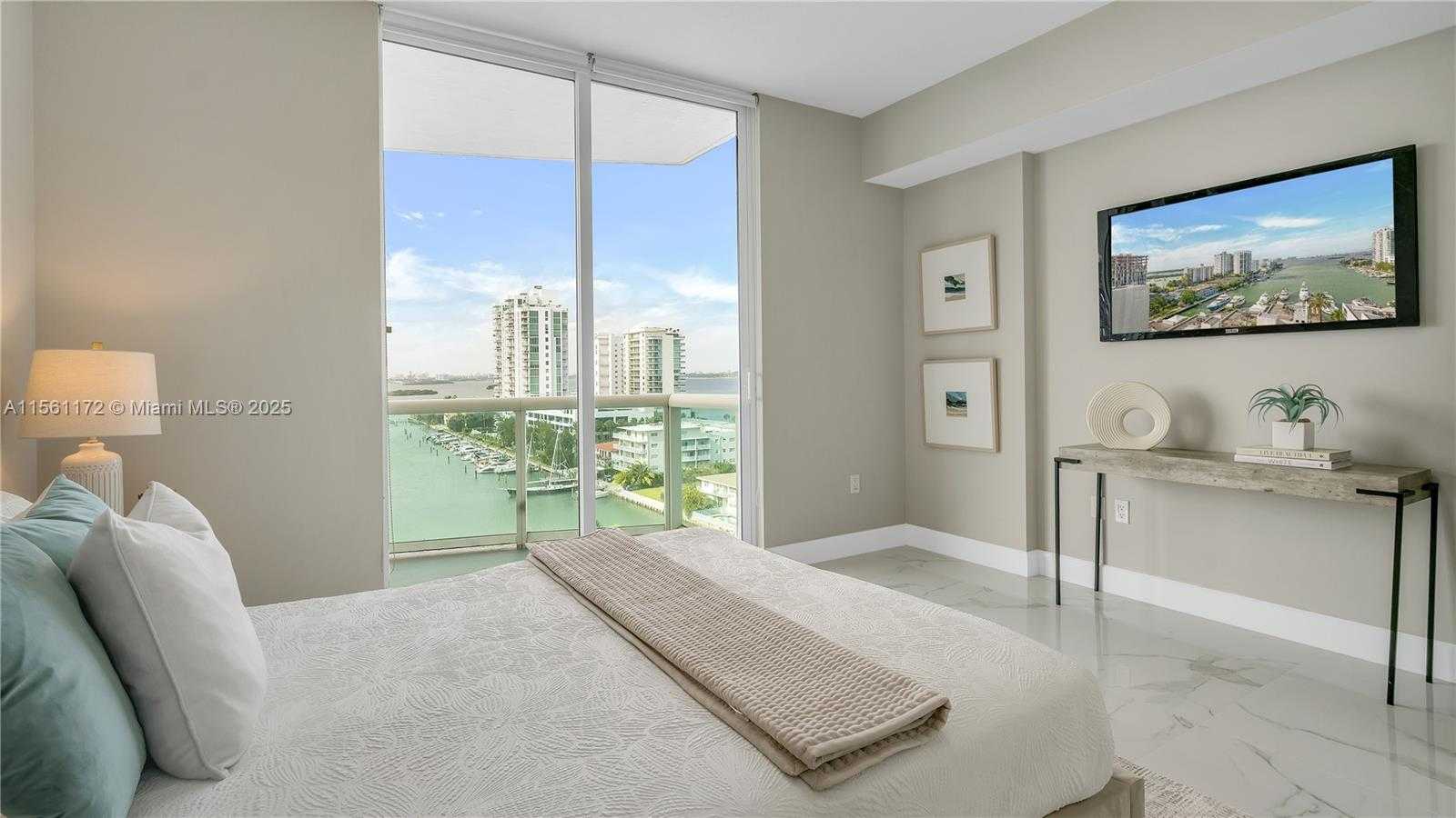 Small Image of 7900 HARBOR ISLAND DR #1001, North Bay Village Number 30