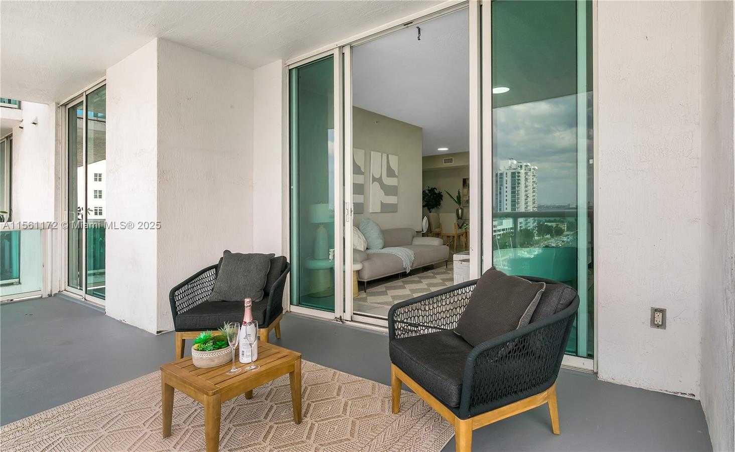 Small Image of 7900 HARBOR ISLAND DR #1001, North Bay Village Number 33
