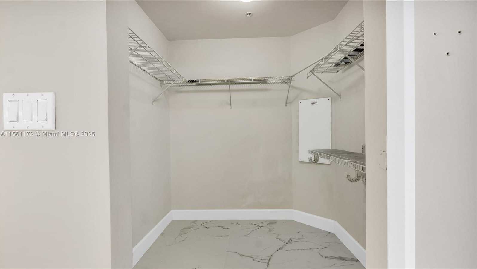 Small Image of 7900 HARBOR ISLAND DR #1001, North Bay Village Number 43