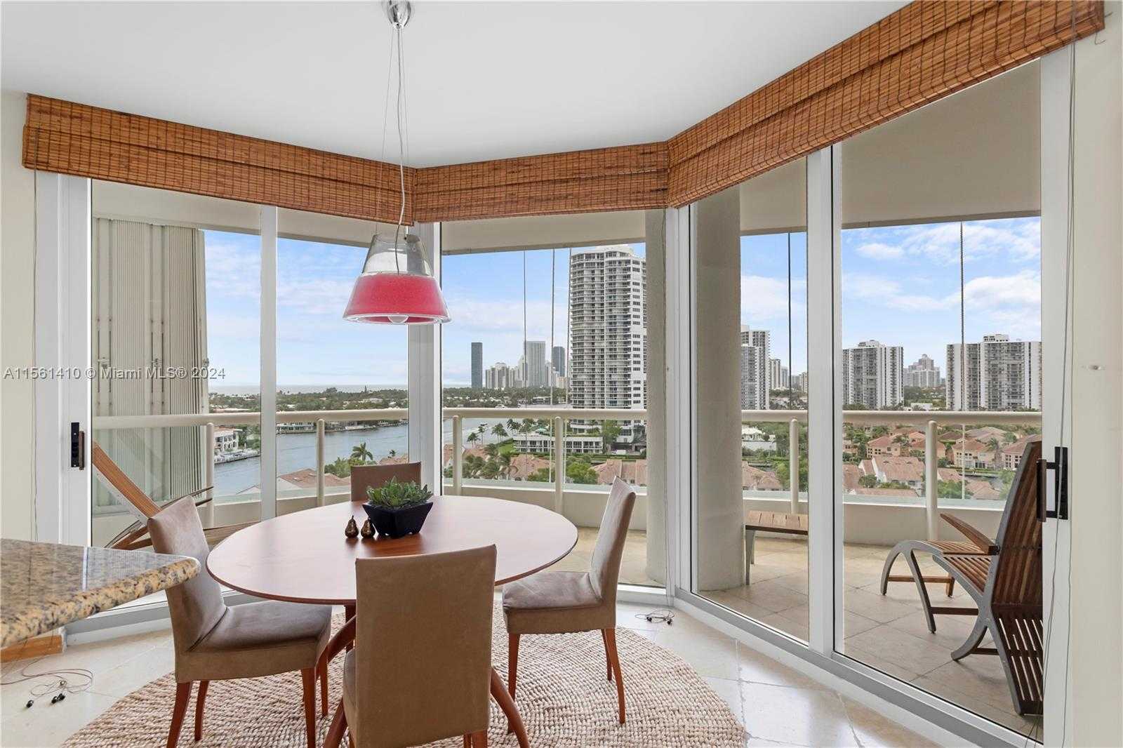 Small Image of 21050 Point Pl, Aventura, FL 33180, USA Number 14