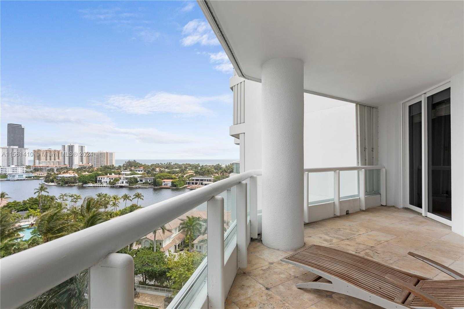 Small Image of 21050 Point Pl, Aventura, FL 33180, USA Number 29