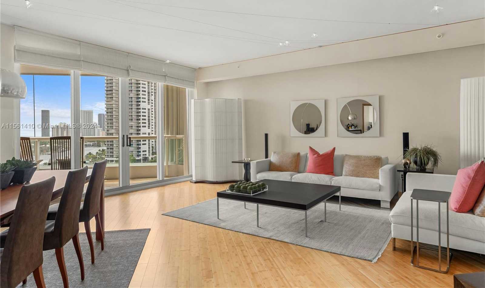 Small Image of 21050 Point Pl, Aventura, FL 33180, USA Number 4