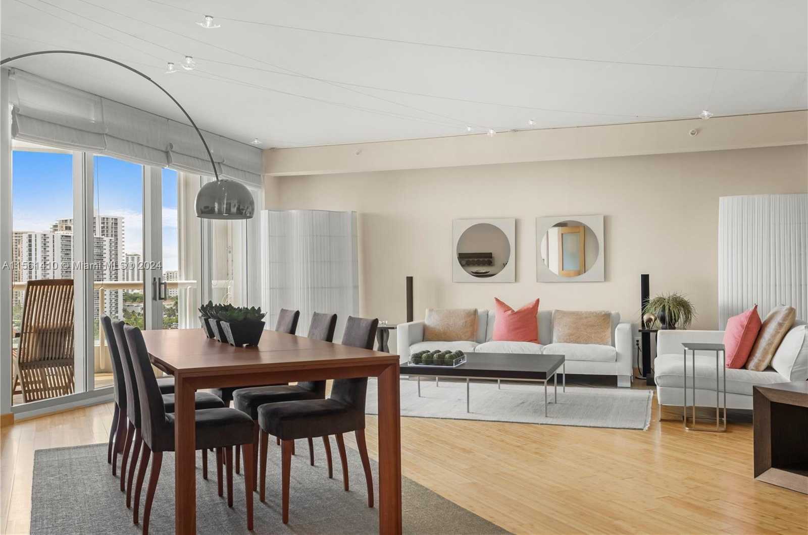 Small Image of 21050 Point Pl, Aventura, FL 33180, USA Number 5