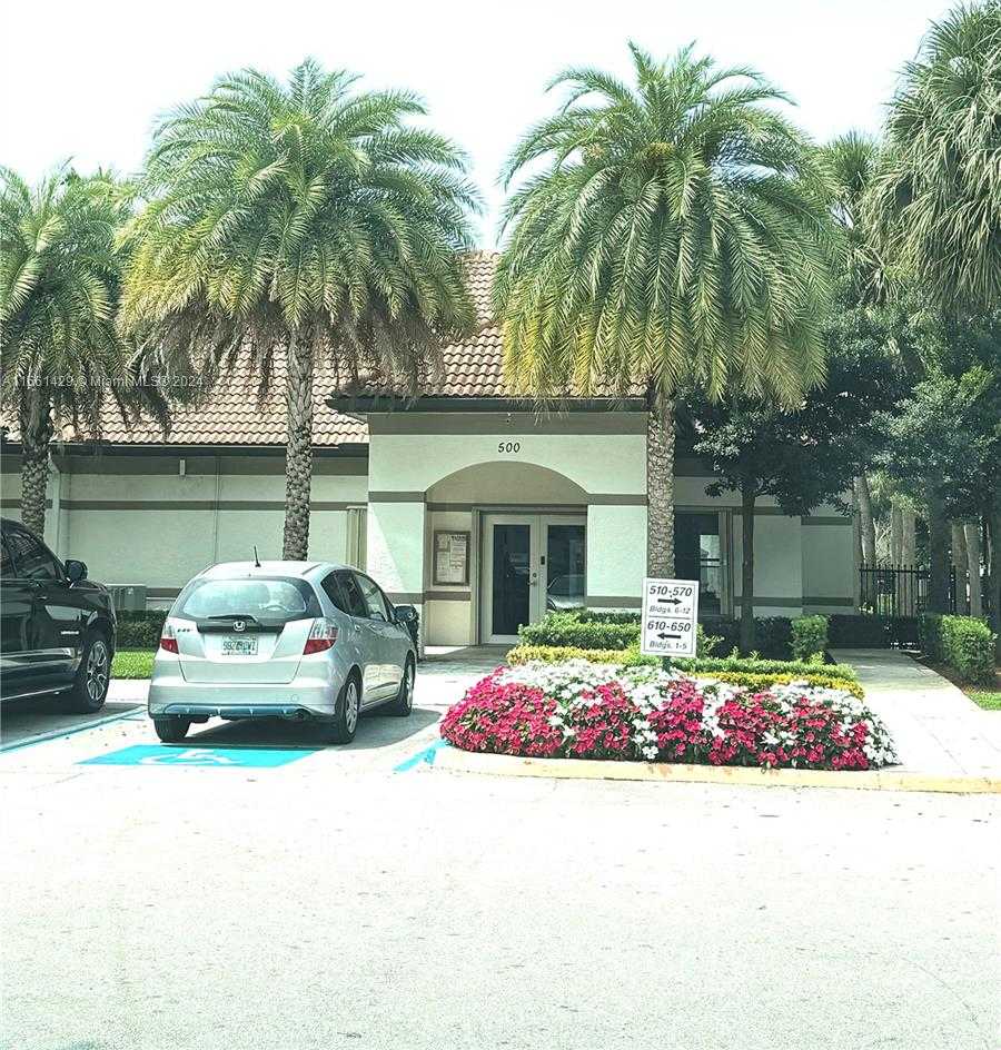 Small Image of 520 SOUTH PARK RD #16-12, Hollywood Number 3