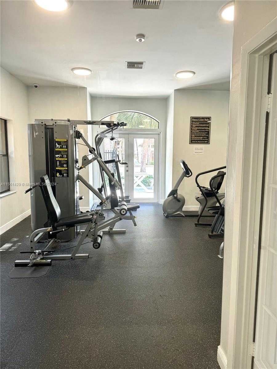 Small Image of 520 SOUTH PARK RD #16-12, Hollywood Number 8
