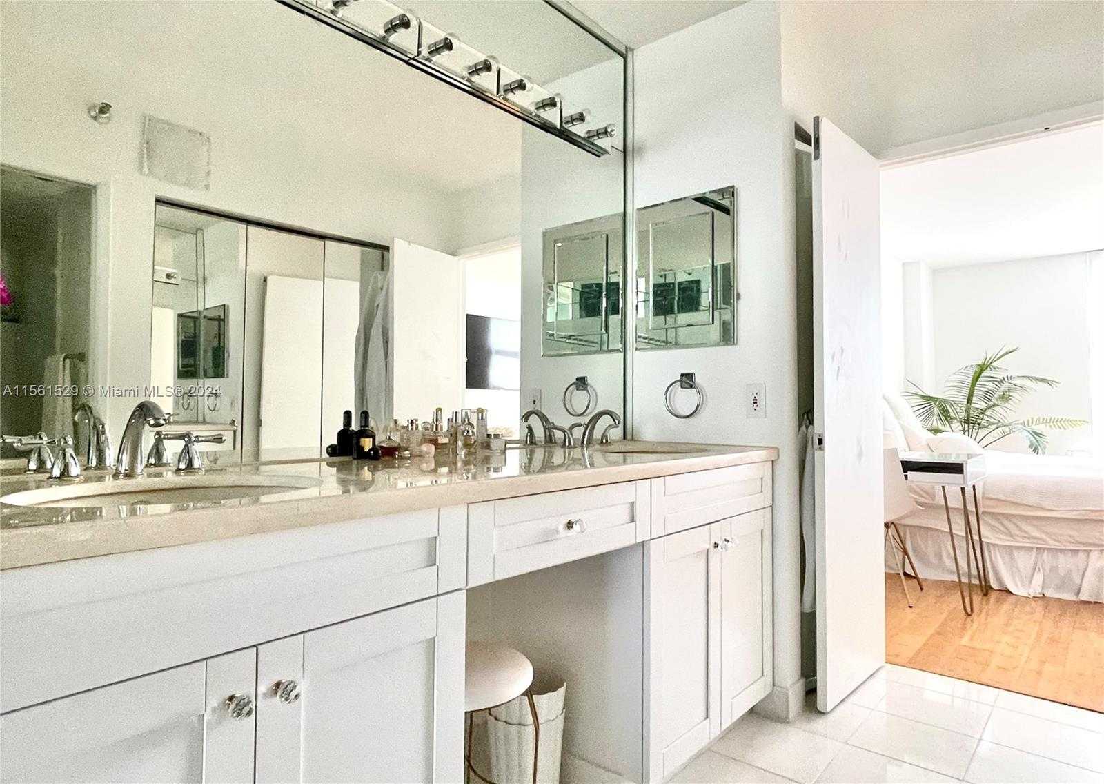 Small Image of 19101 MYSTIC POINTE DR #1411, Aventura Number 18