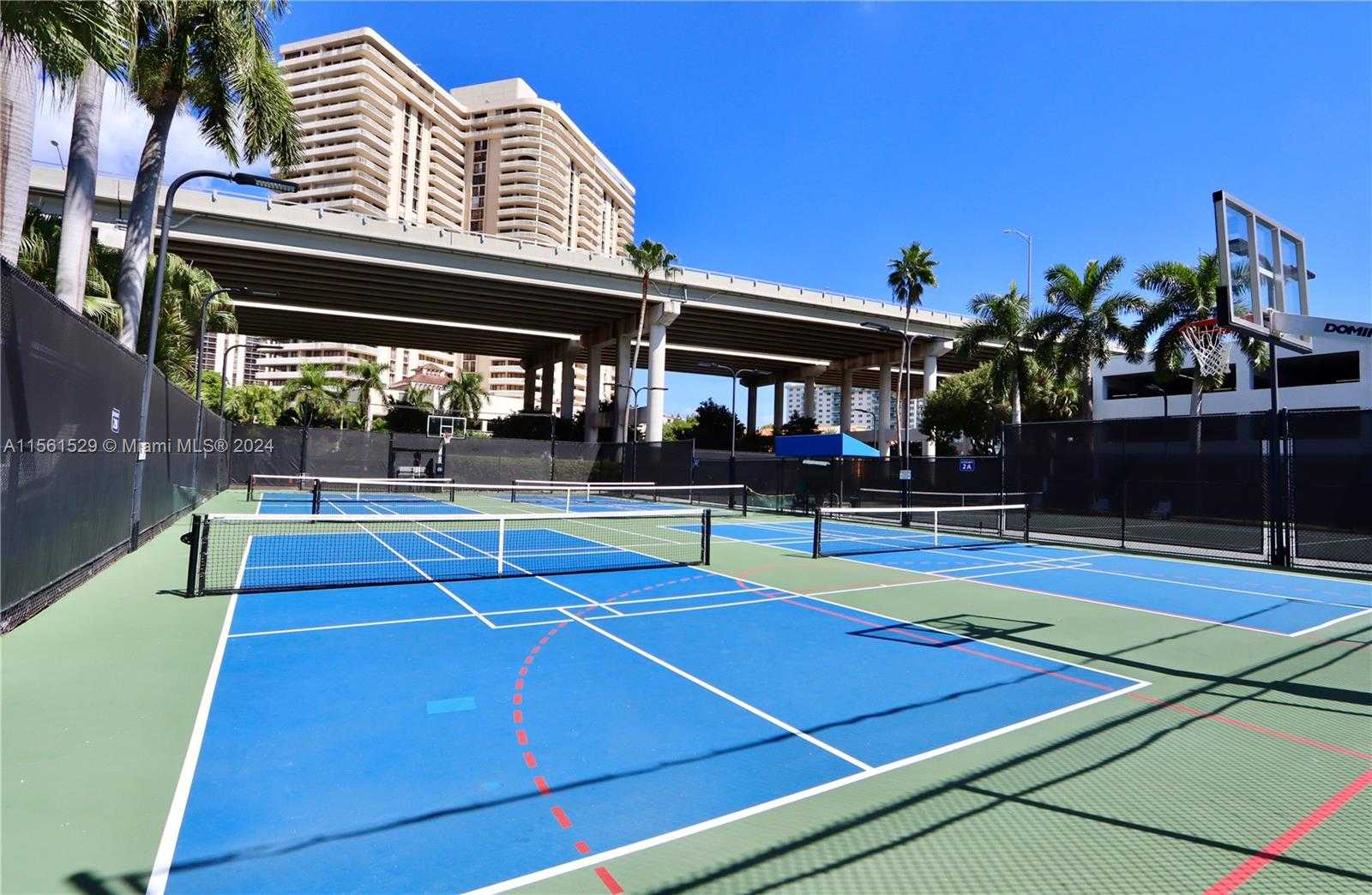 Small Image of 19101 MYSTIC POINTE DR #1411, Aventura Number 28