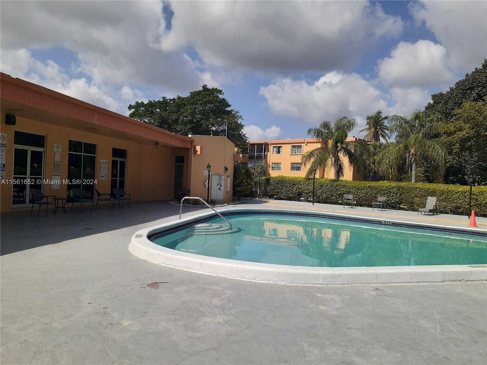 Small Image of 4384 NORTH WEST 9TH AVE #20-1C, Deerfield Beach Number 14
