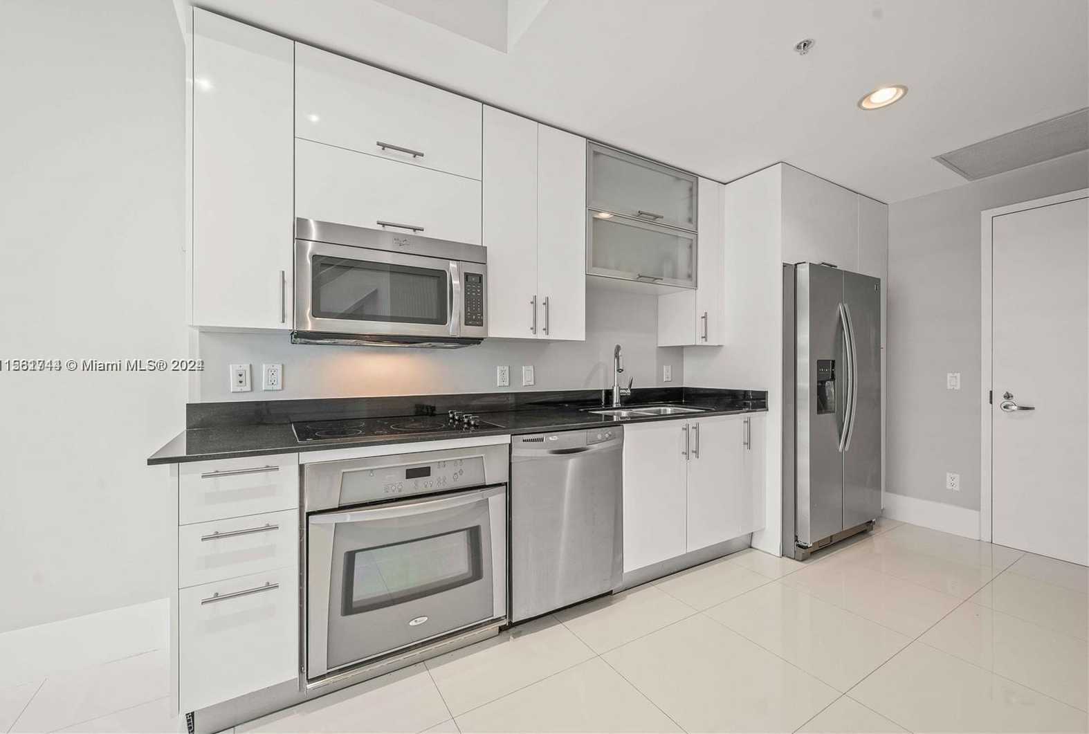 Small Image of 60 SOUTH WEST 13TH ST #3618, Miami Number 2