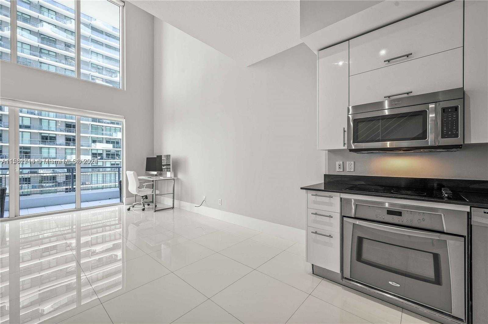 Small Image of 60 SOUTH WEST 13TH ST #3618, Miami Number 4