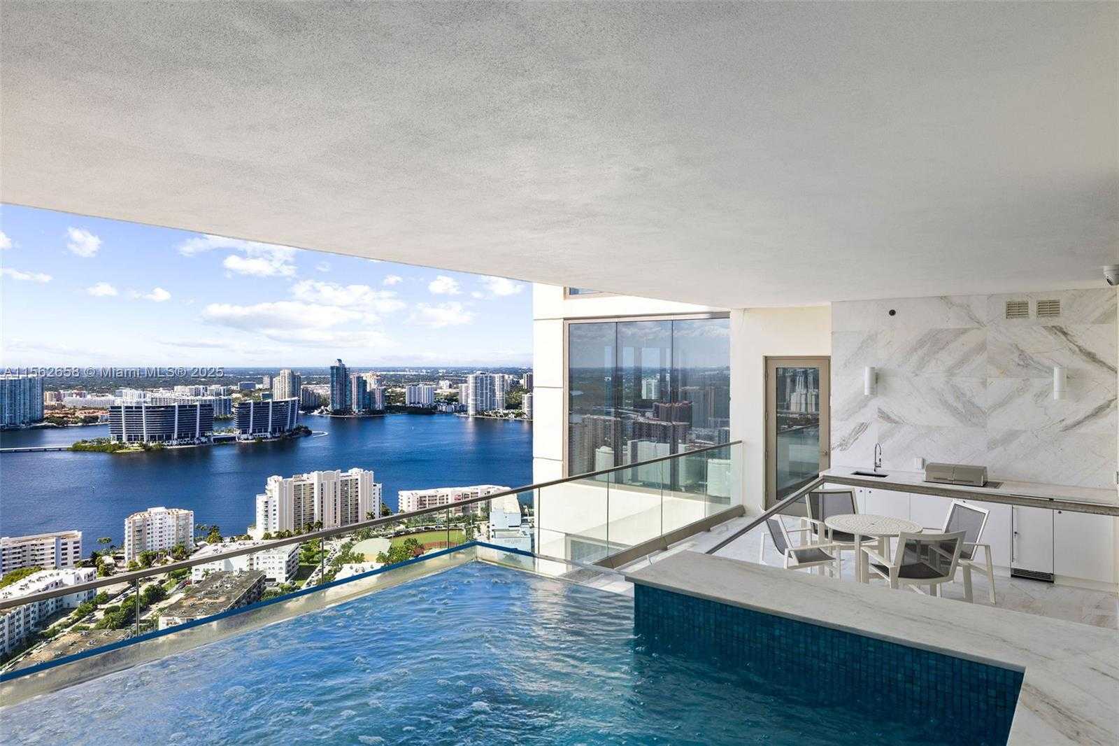 Small Image of 17901 COLLINS AVE #3406, Sunny Isles Beach Number 4
