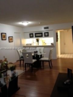 Small Image of 8160 GENEVA CT #206, Doral Number 3