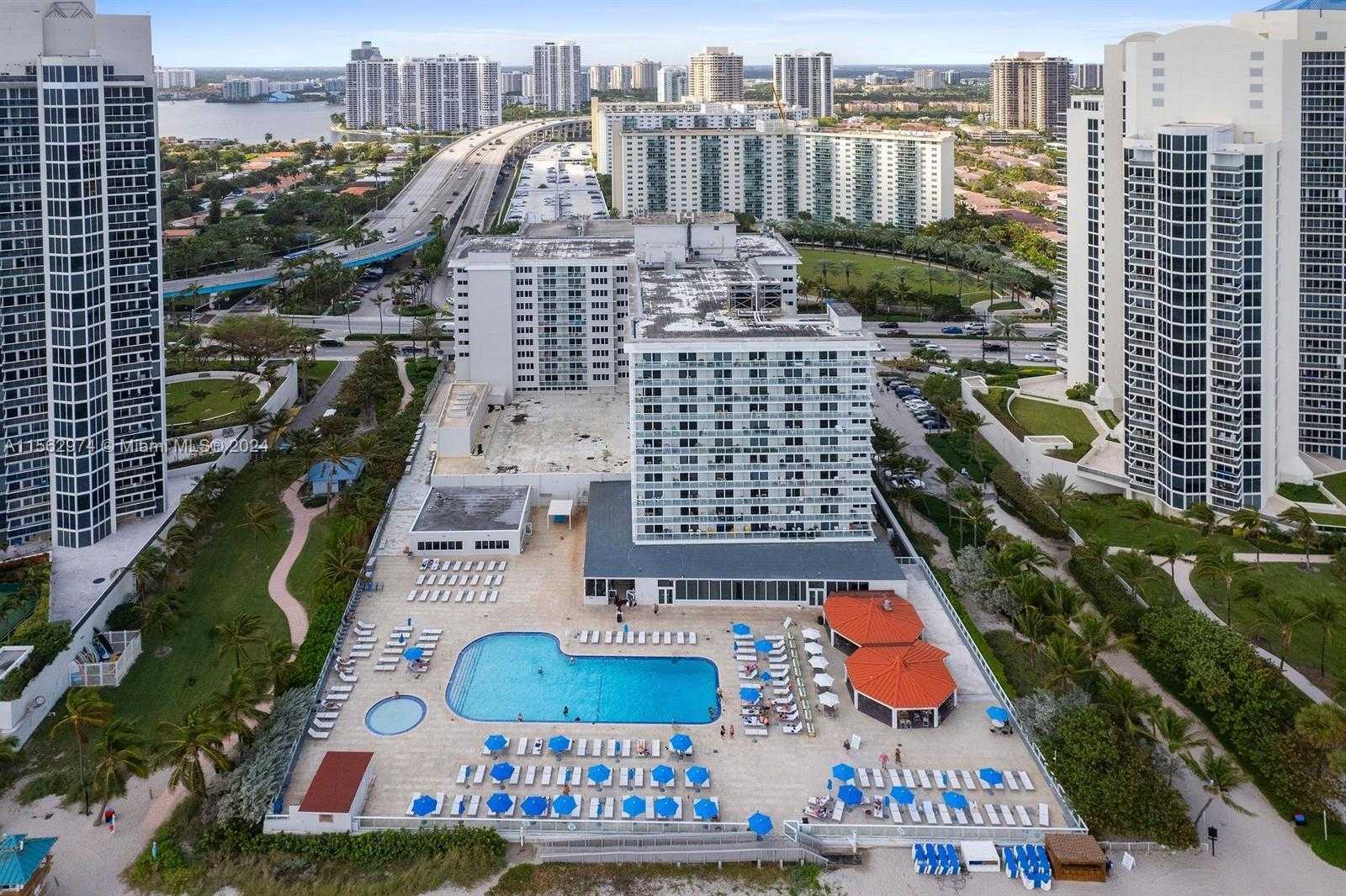 Small Image of 19201 COLLINS AVE #846, Sunny Isles Beach Number 54