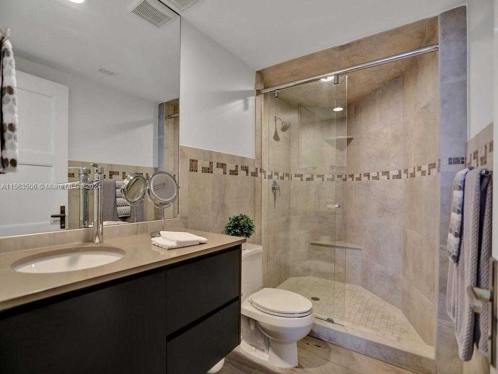 Small Image of 3370 HIDDEN BAY DR #3800, Aventura Number 34