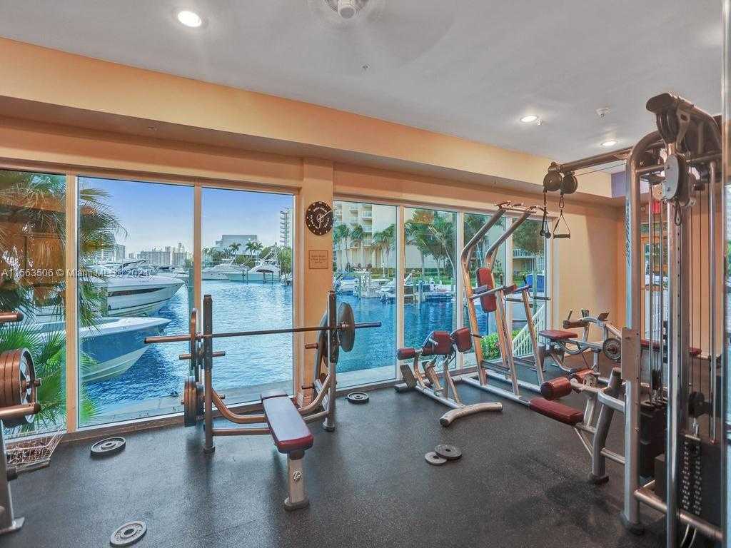 Small Image of 3370 HIDDEN BAY DR #3800, Aventura Number 53