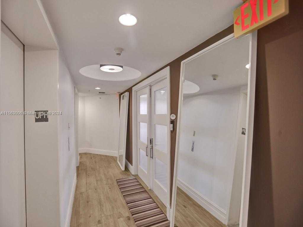 Small Image of 3370 HIDDEN BAY DR #3800, Aventura Number 60