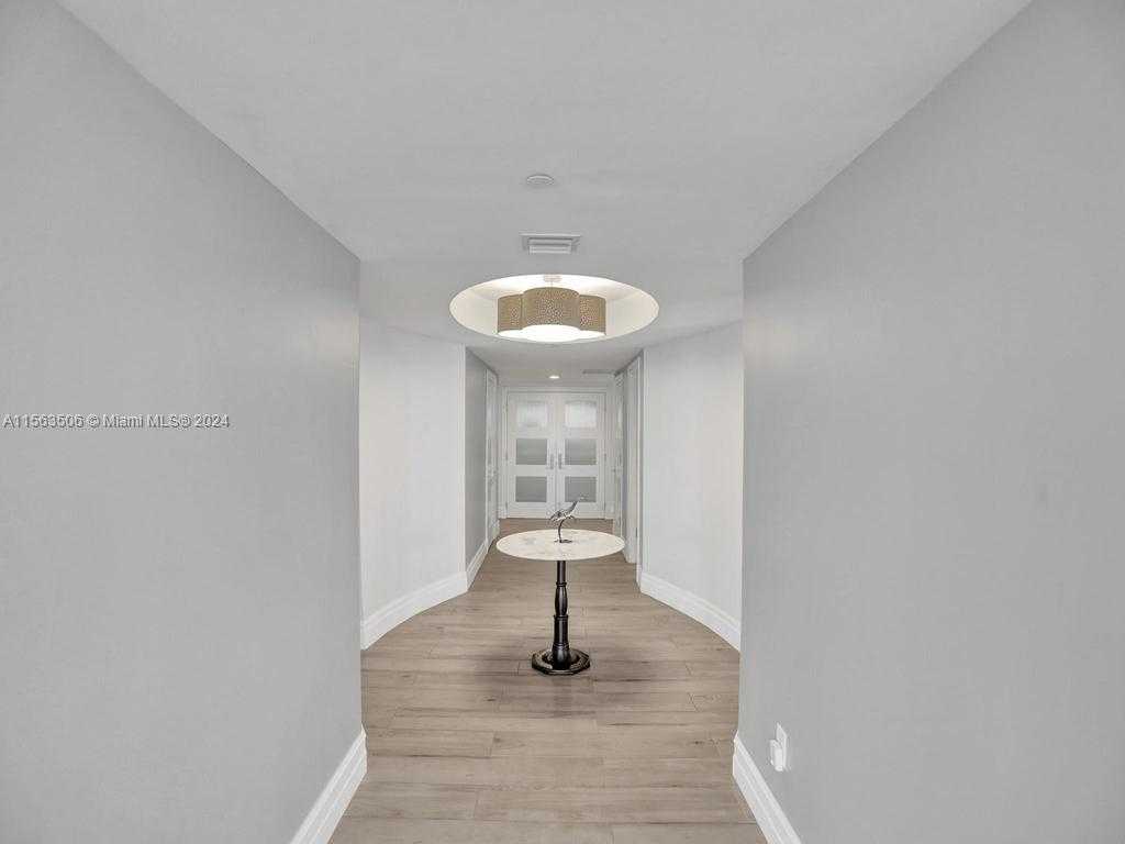 Small Image of 3370 HIDDEN BAY DR #3800, Aventura Number 61