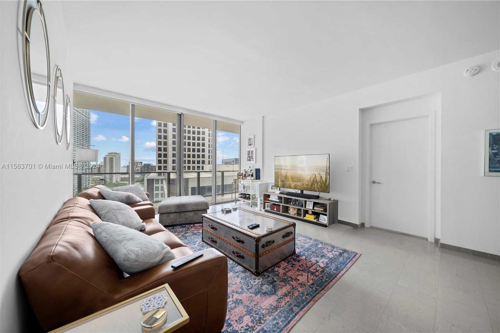 Small Image of 68 SOUTH EAST 6TH ST #1007, Miami Number 10