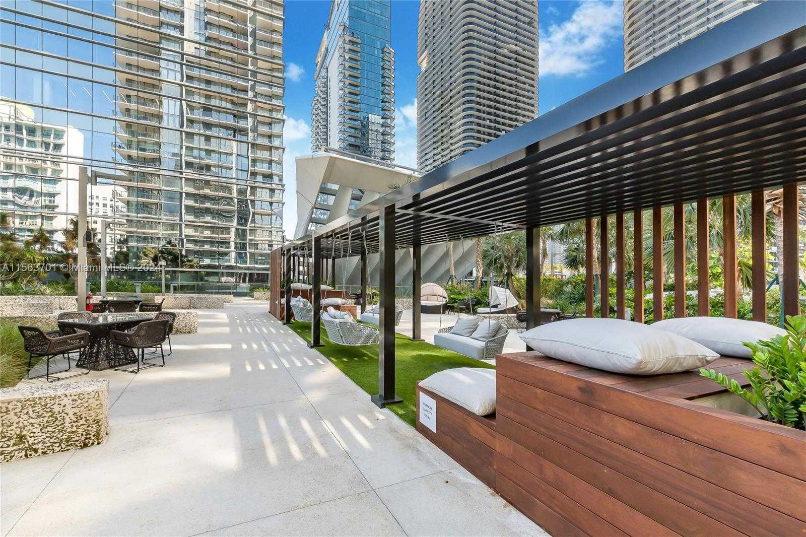 Small Image of 68 SOUTH EAST 6TH ST #1007, Miami Number 18