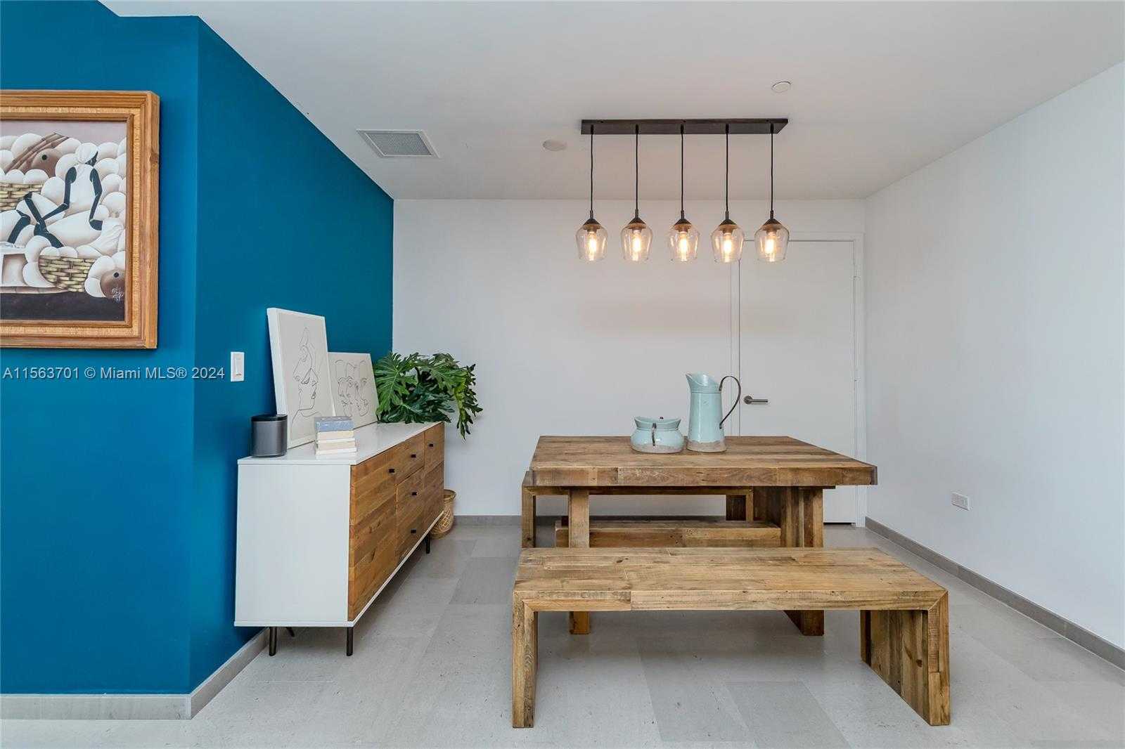 Small Image of 68 SOUTH EAST 6TH ST #1007, Miami Number 5