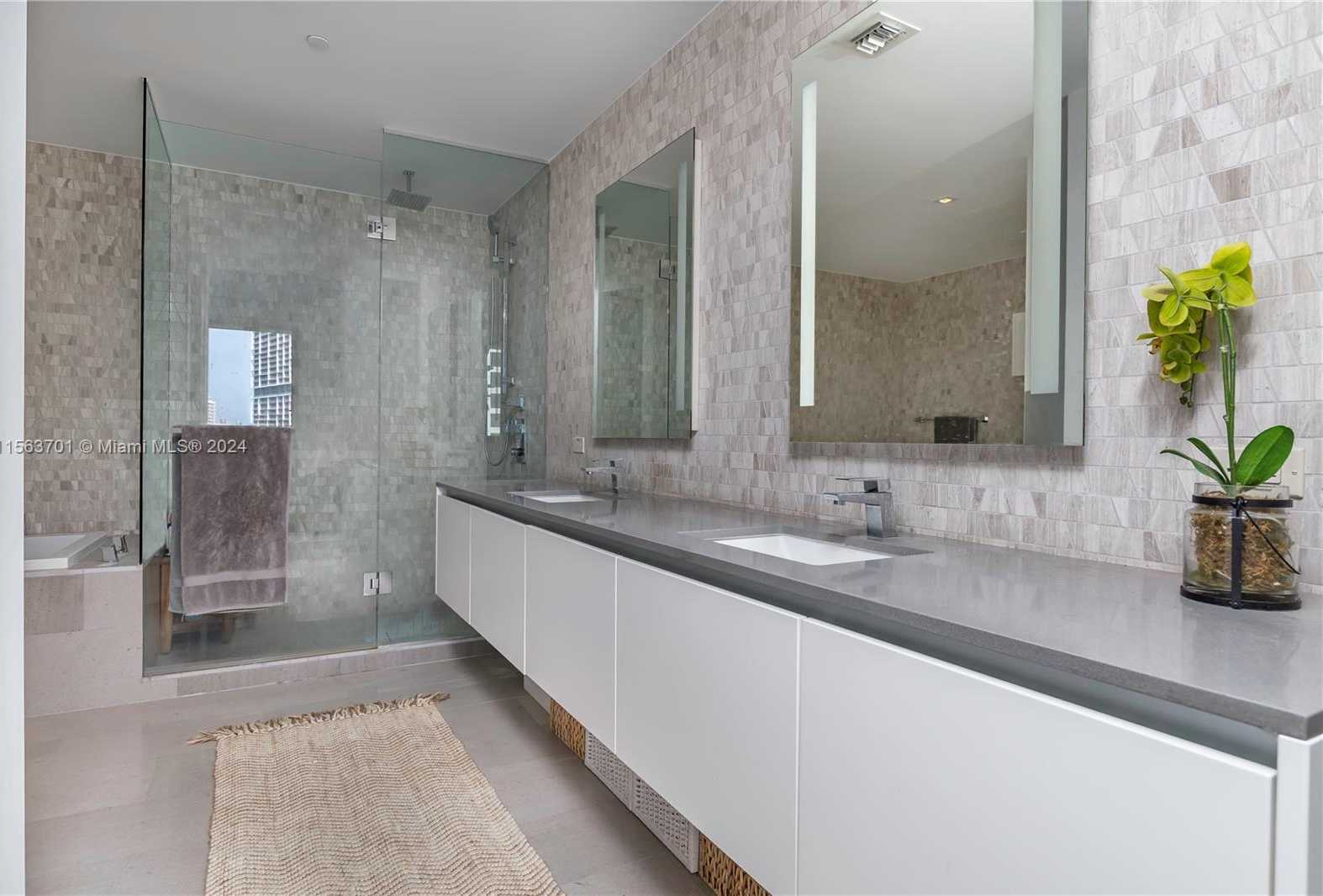 Small Image of 68 SOUTH EAST 6TH ST #1007, Miami Number 7