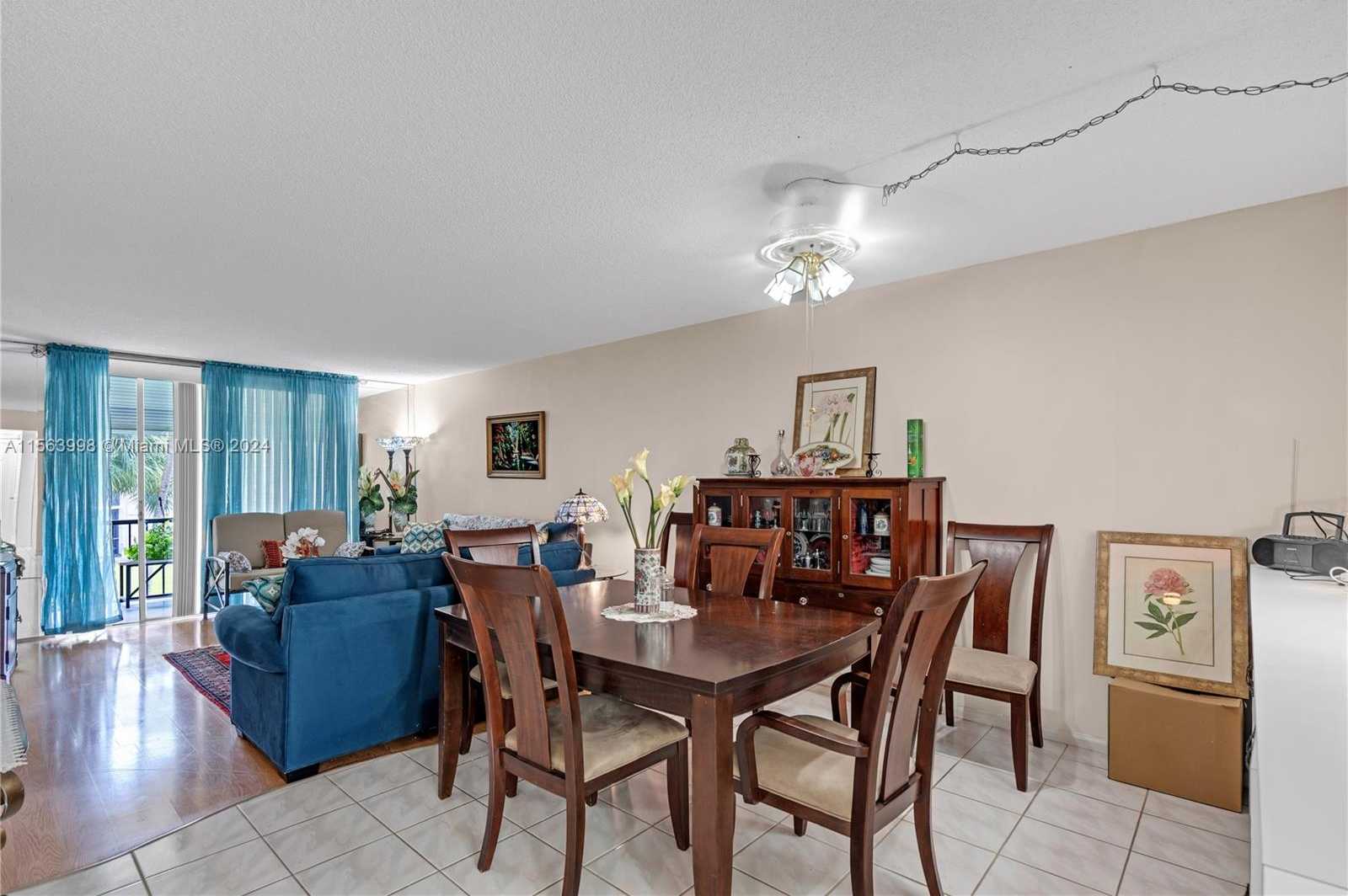 Small Image of 9800 NORTH HOLLYBROOK LAKE DR #202, Pembroke Pines Number 4