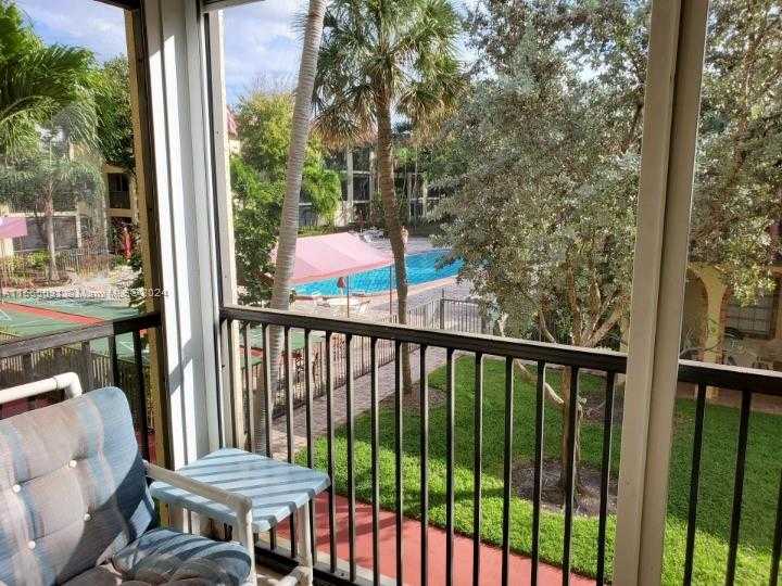 Small Image of 259 SOUTH CYPRESS RD #526, Pompano Beach Number 32