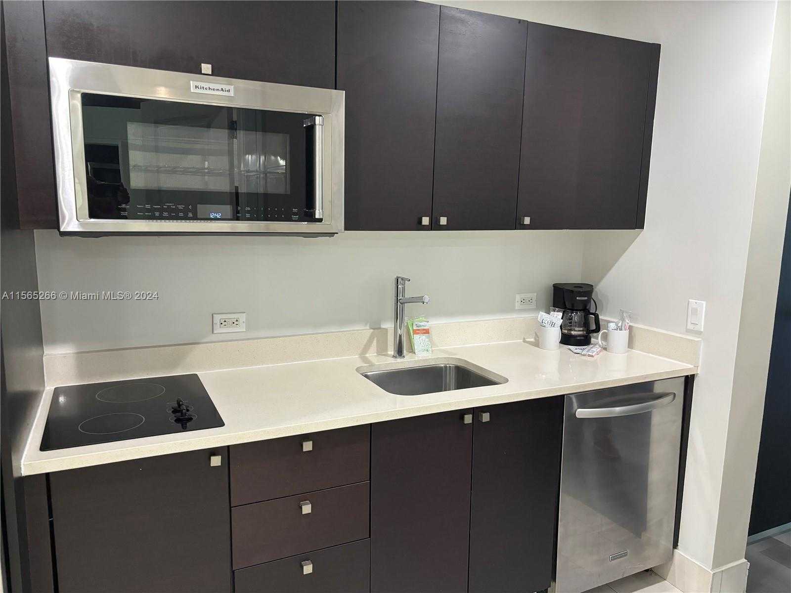 Small Image of 5300 NORTH WEST 87TH AVE #910, Doral Number 12