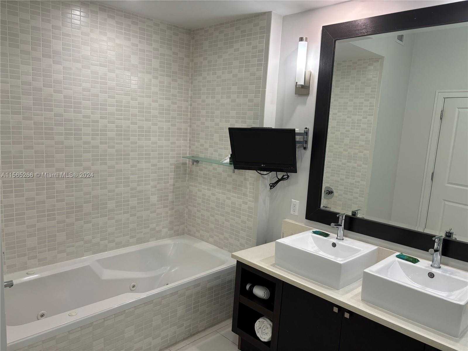 Small Image of 5300 NORTH WEST 87TH AVE #910, Doral Number 9