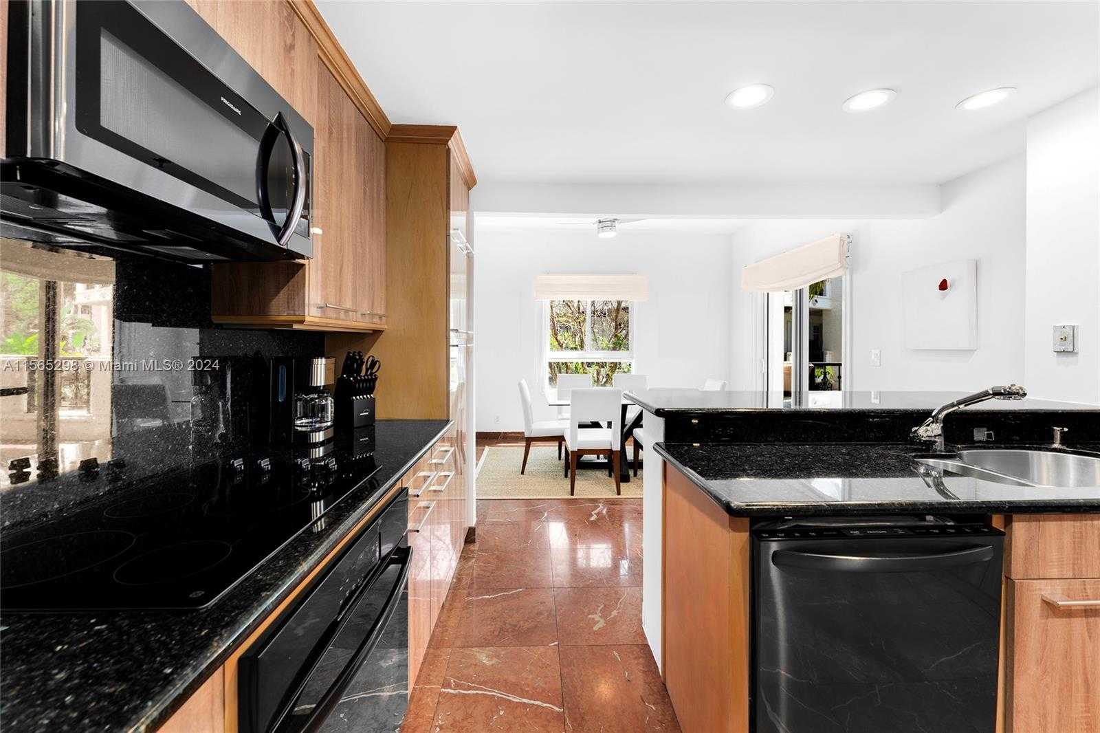 Small Image of 2221 FISHER ISLAND DR #3201, Miami Beach Number 12