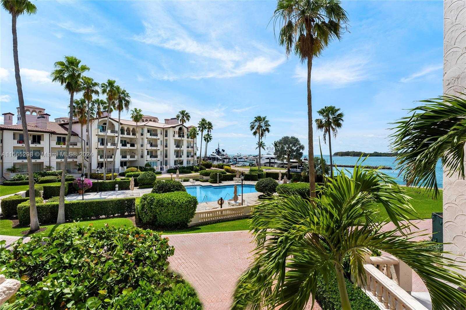 Small Image of 2221 FISHER ISLAND DR #3201, Miami Beach Number 3