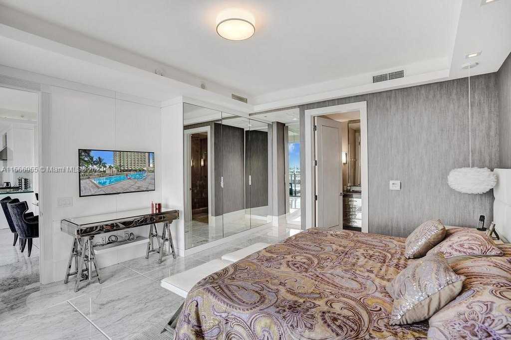 Small Image of 9705 COLLINS AVE #702N, Bal Harbour Number 39
