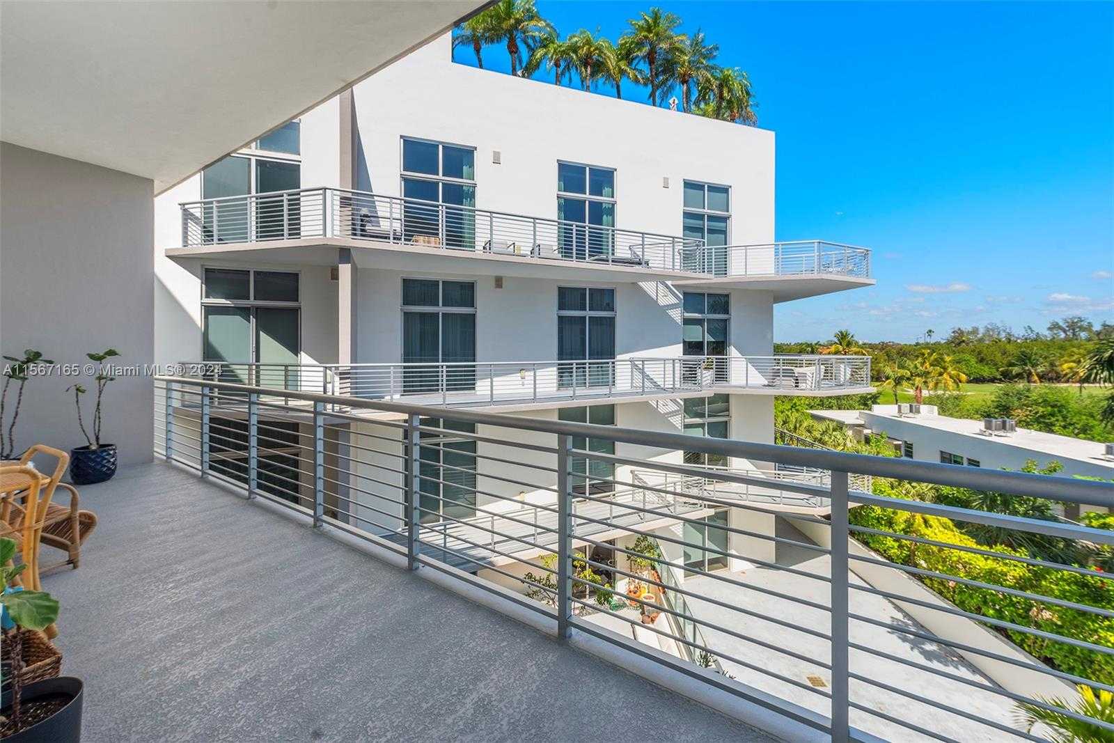 Small Image of 2001 MERIDIAN AVE #517, Miami Beach Number 12