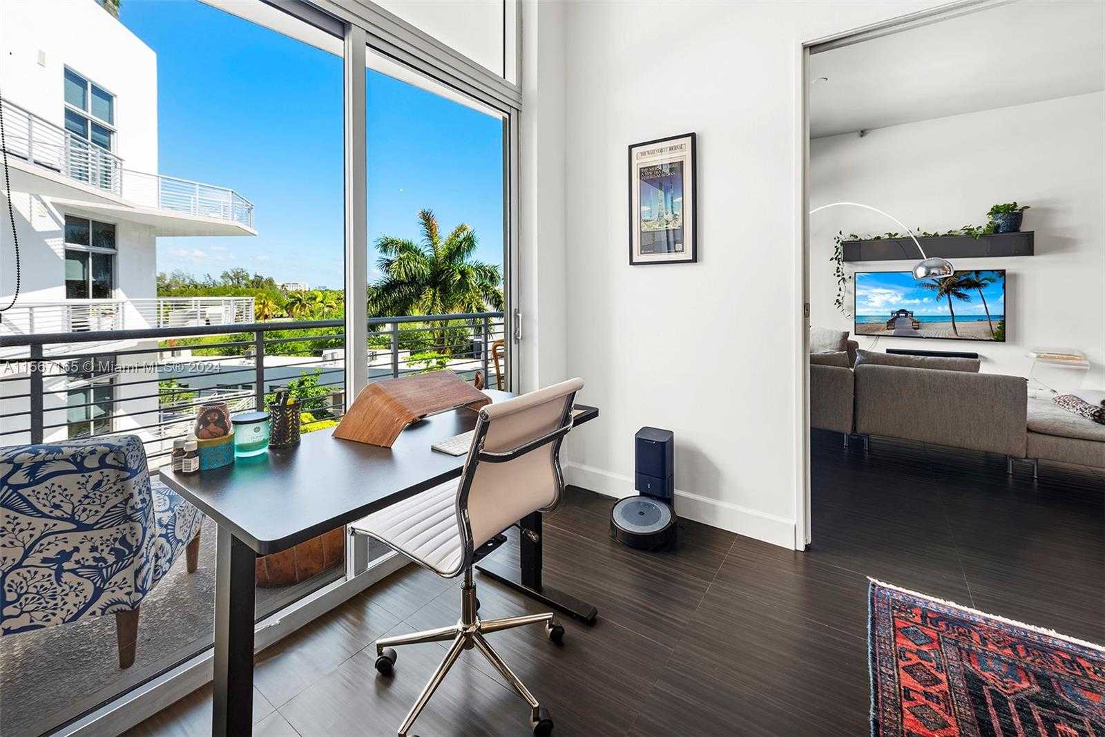 Small Image of 2001 MERIDIAN AVE #517, Miami Beach Number 15