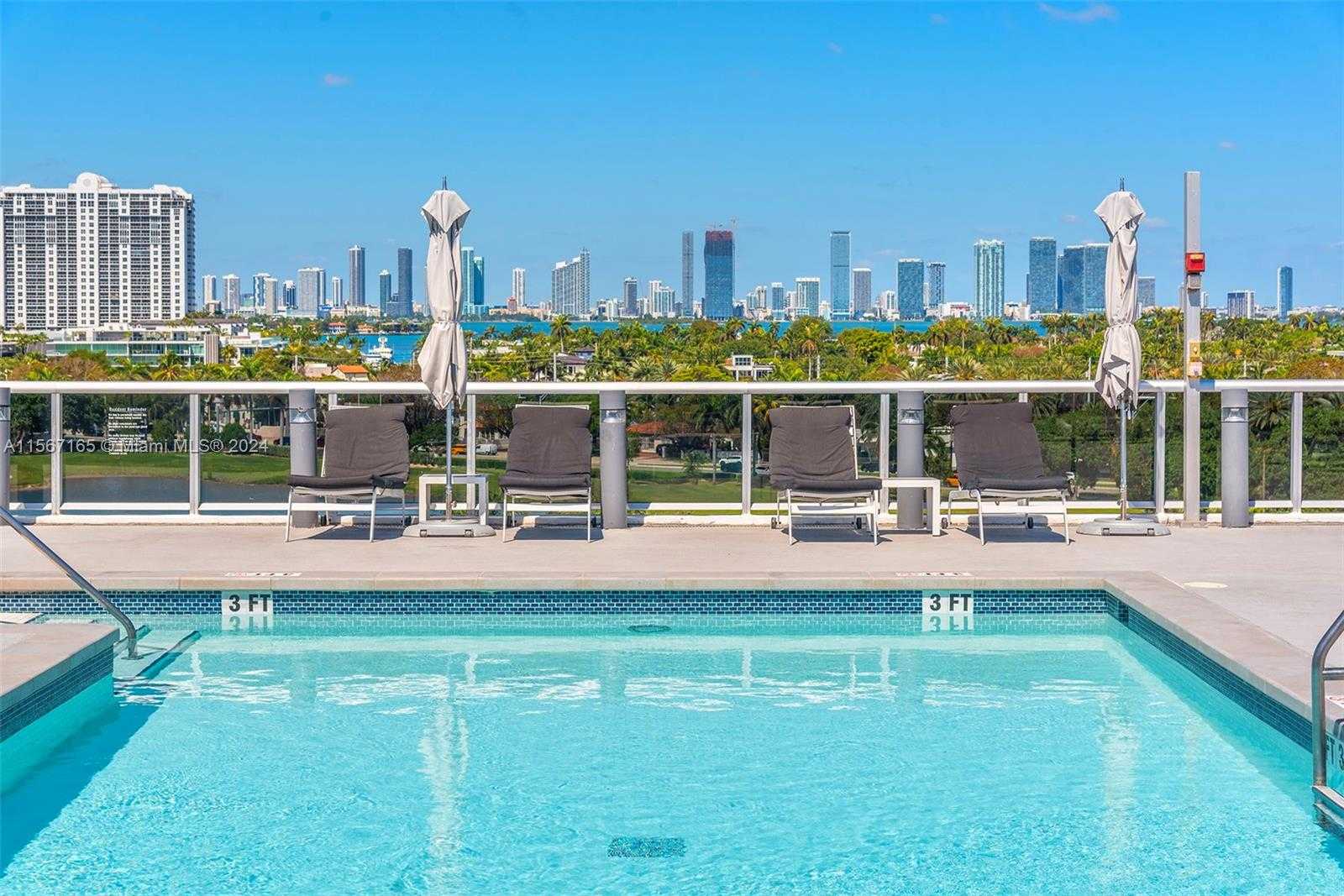 Small Image of 2001 MERIDIAN AVE #517, Miami Beach Number 24