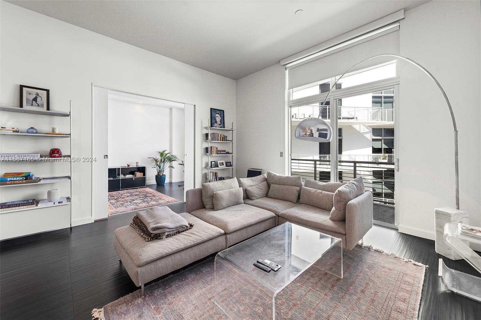 Small Image of 2001 MERIDIAN AVE #517, Miami Beach Number 7