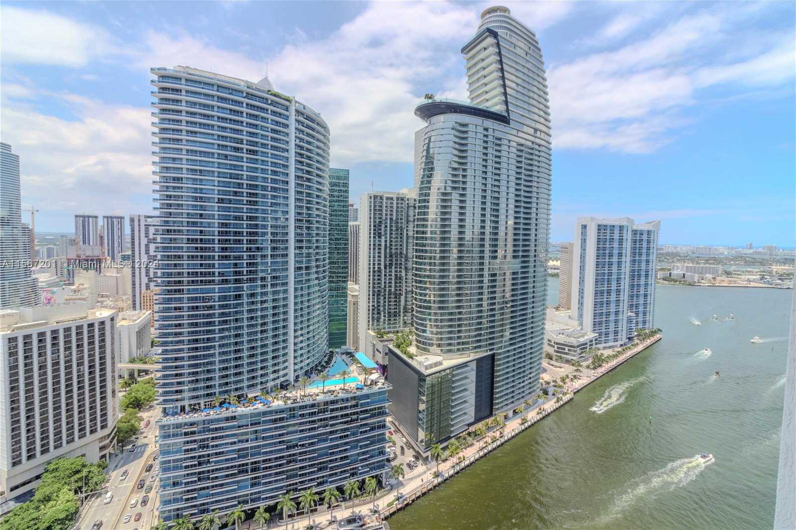 Small Image of 485 BRICKELL AVE #3703, Miami Number 19
