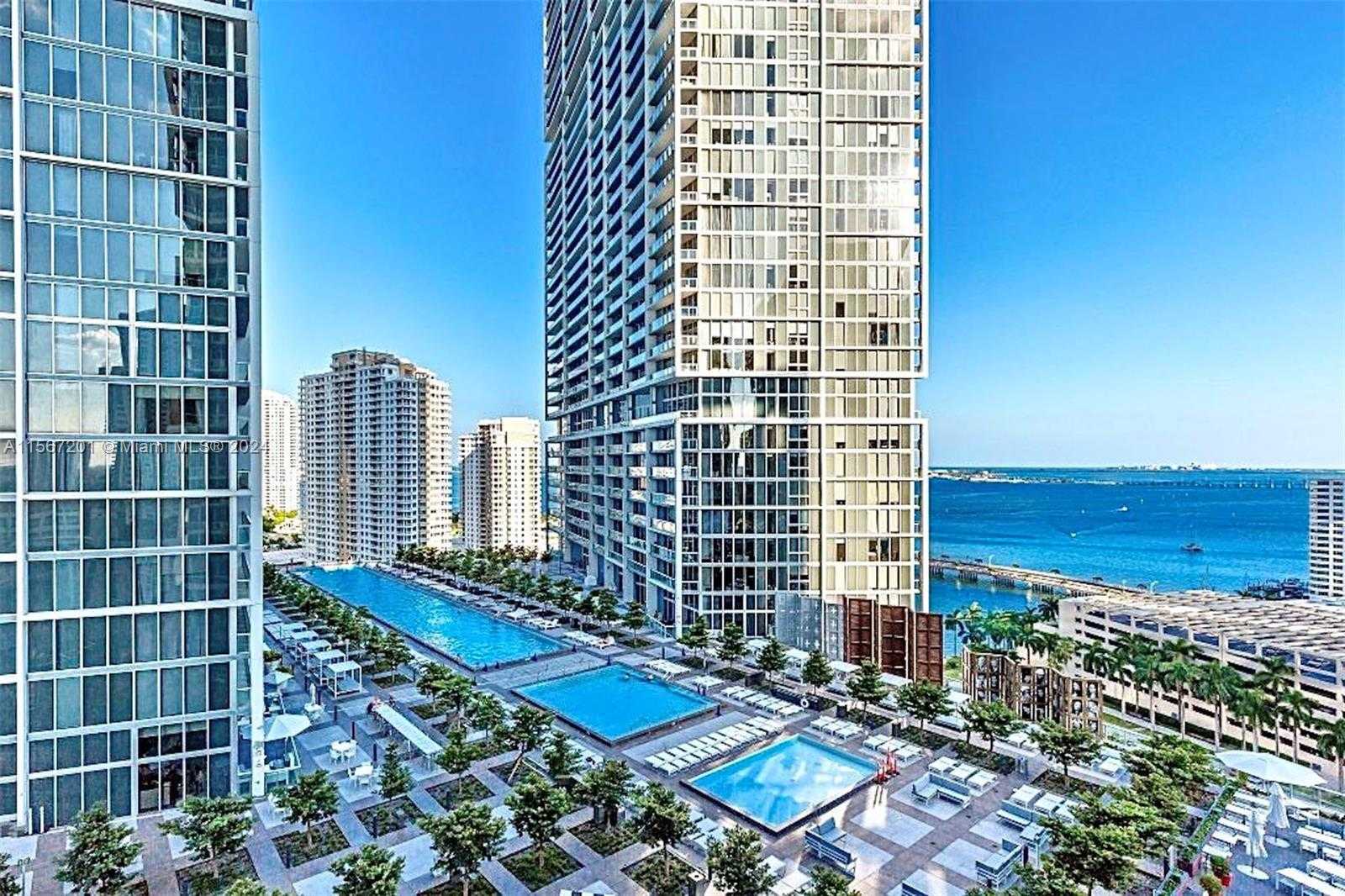 Small Image of 485 BRICKELL AVE #3703, Miami Number 22