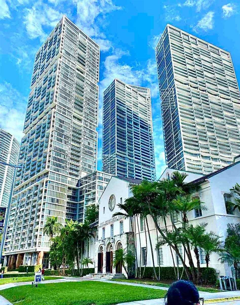 Small Image of 485 BRICKELL AVE #3703, Miami Number 23