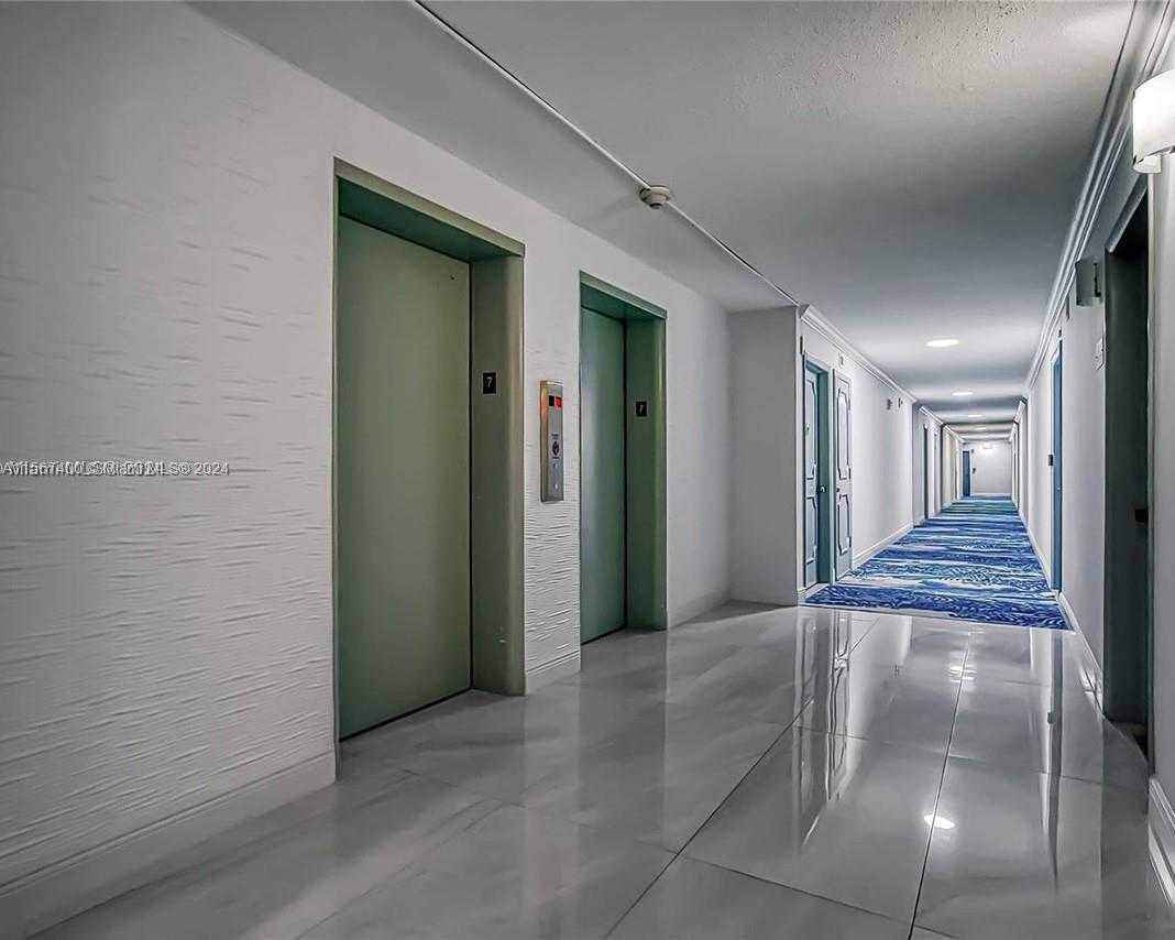 Small Image of 1849 SOUTH OCEAN DR #1602, Hallandale Beach Number 10