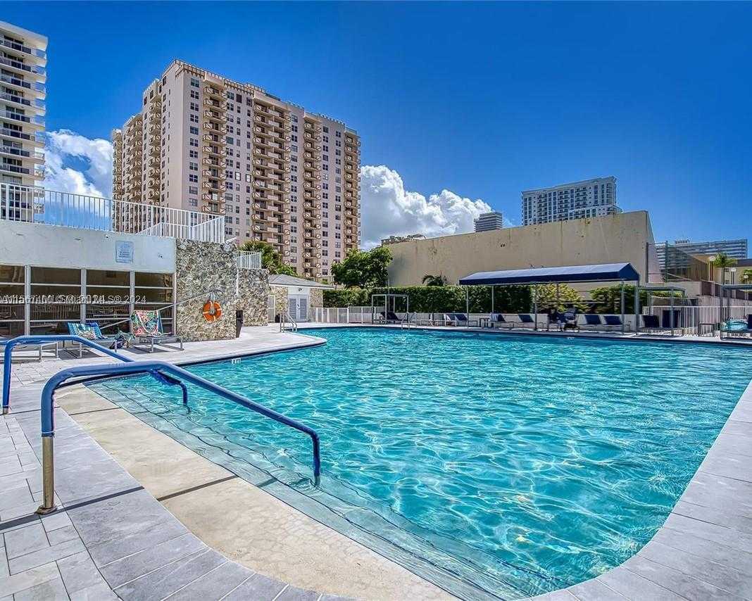 Small Image of 1849 SOUTH OCEAN DR #1602, Hallandale Beach Number 7
