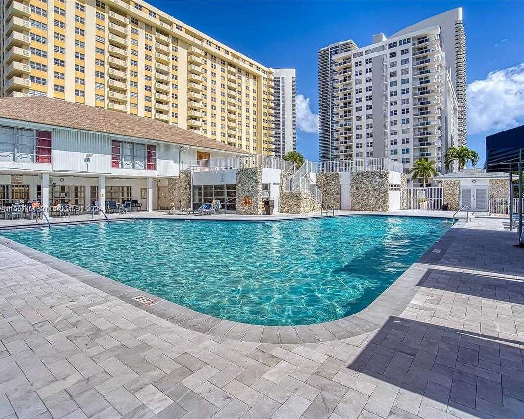 Small Image of 1849 SOUTH OCEAN DR #1602, Hallandale Beach Number 8