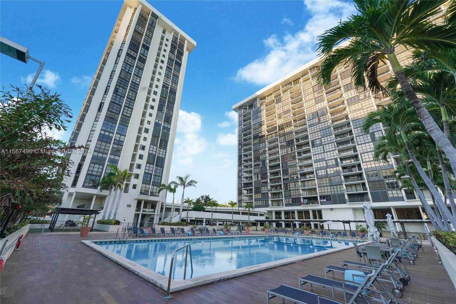 Small Image of 1901 BRICKELL AVE #B2205, Miami Number 2